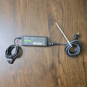 ✅ Genuine Sony OEM Power Supply AC Adapter 19.5V VGP-AC19V19 Cord Laptop Vaio